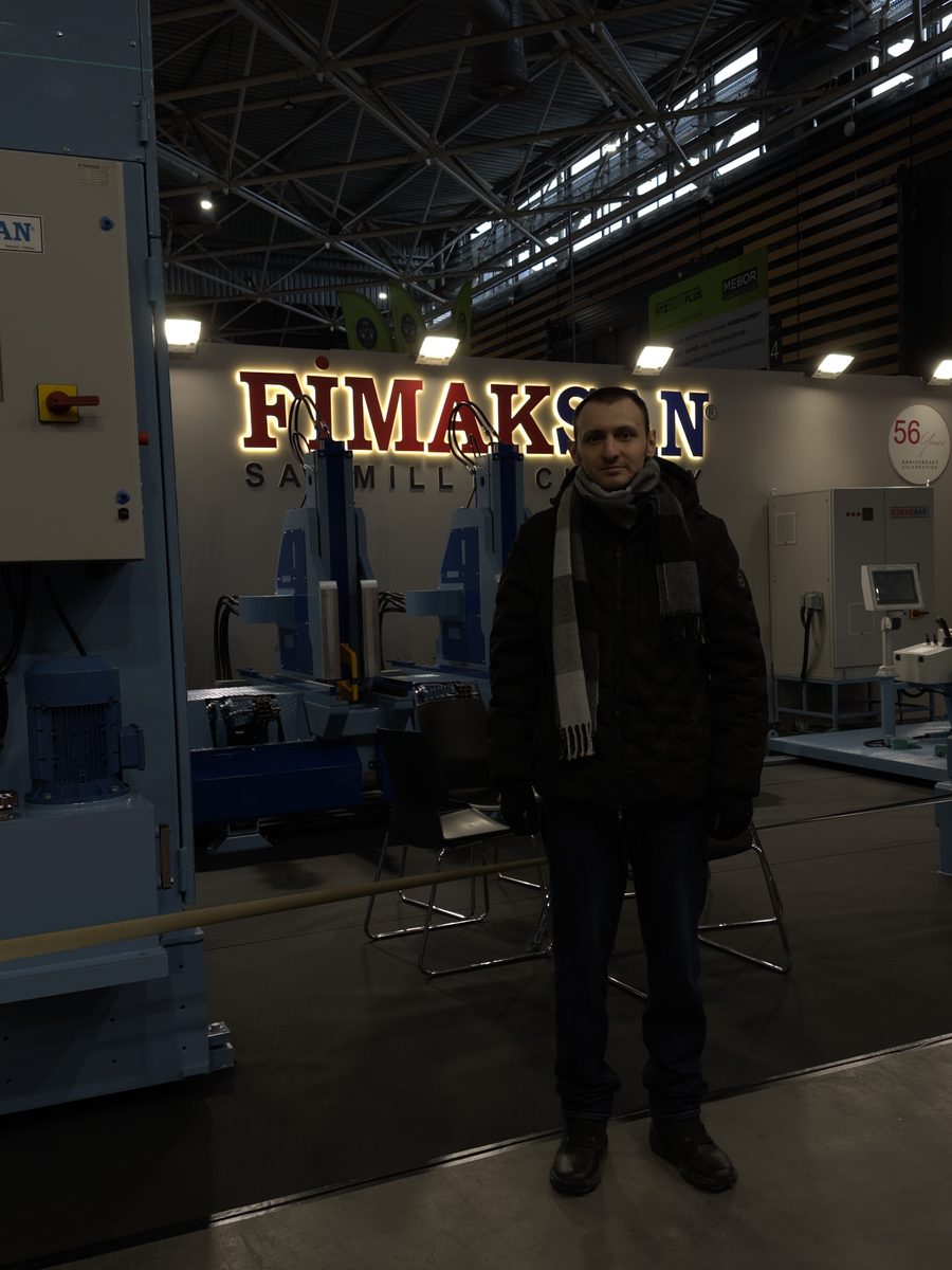Sur le stand Fimaksan au salon Eurobois 2026