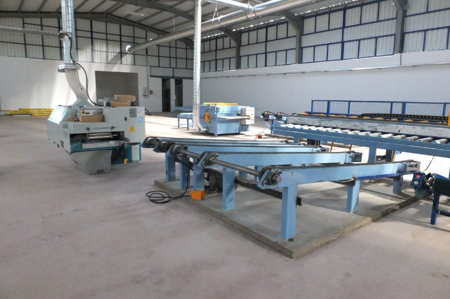 Convoyeur transversal de planches a chaine